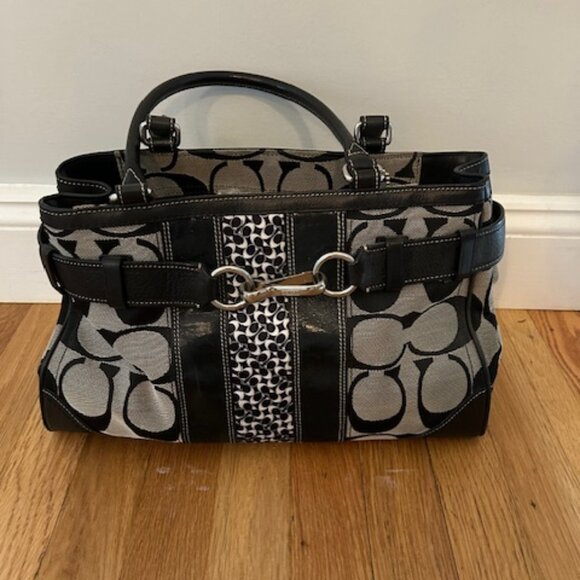 Unique Coach Handbag - Picture 1 of 6